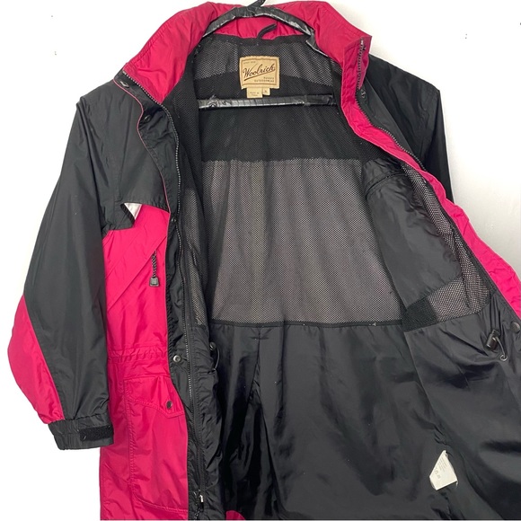 Vintage Woolrich Women’s Pink & Black Mesh Lined Hooded Rain Ski Jacket Size XL - Picture 4 of 15